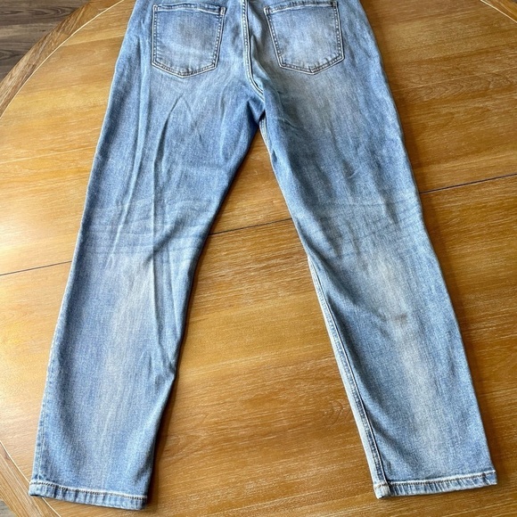 TheMogan Frankie Low Rise Girlfriend Distressed Light Wash Denim Jeans Size 11 - Picture 10 of 10